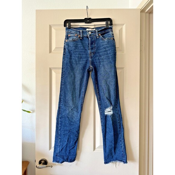 Levi's Wedgie Straight Jean Denim Distressed Medium Wash Button Fly Size 26 - Picture 1 of 6